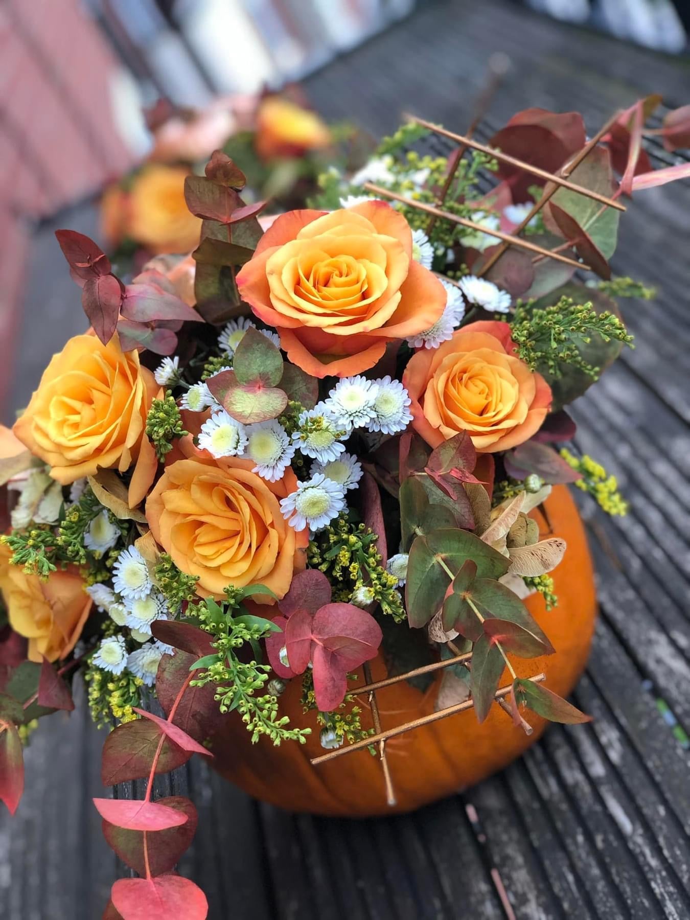 Fresh Flower Pumpkin Arrangement – Autumn Centrepiece